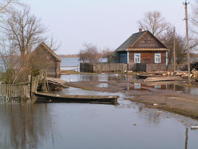 Almost annually the Pripyat floodplain and adjacent villages get flooded. 