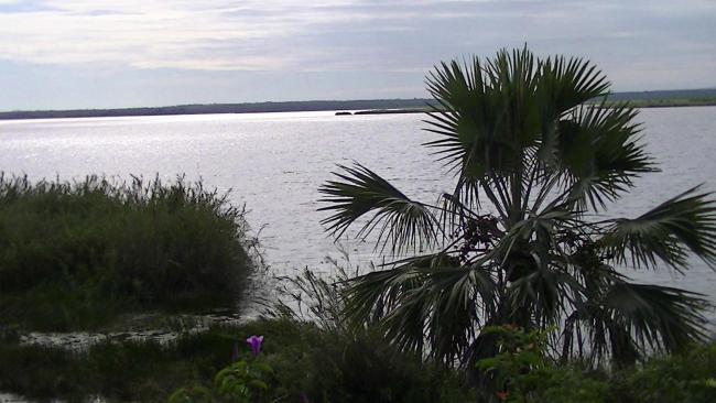 Vue ensemble lac Mandrozo