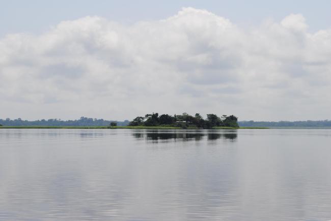 Bas-Ogooué, Mpaga (lac Onangué)