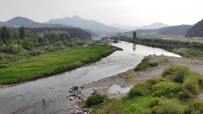 Downstream, south to the Pyeongchang River