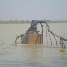 Photo 5 : Pompage de l'eau pour la production maraîchère  